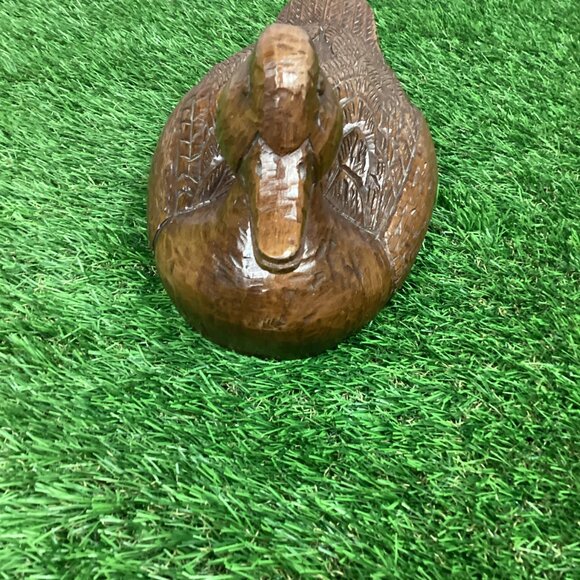 Red Mill Carved Wooden Duck - Picture 3 of 11